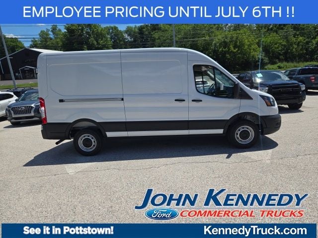 2026 Ford Transit Cargo Van T-250 148 Med Rf 9150 GVWR RWD