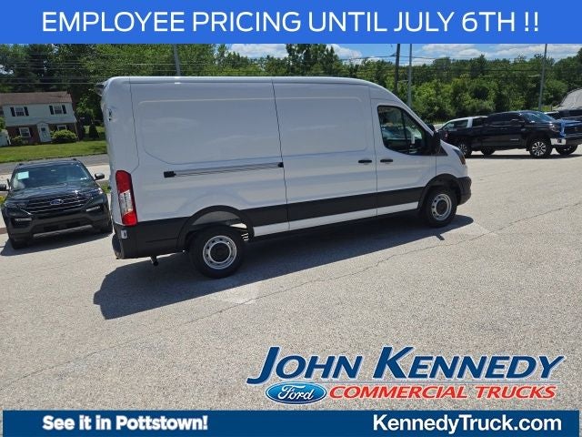2026 Ford Transit Cargo Van T-250 148 Med Rf 9150 GVWR RWD
