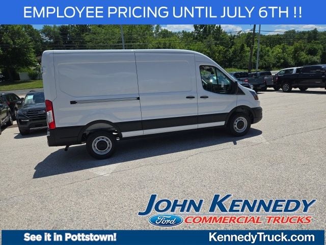 2026 Ford Transit Cargo Van T-250 148 Med Rf 9150 GVWR RWD
