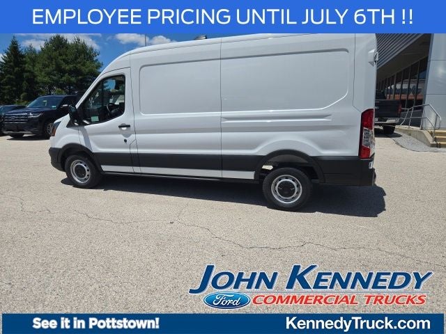 2026 Ford Transit Cargo Van T-250 148 Med Rf 9150 GVWR RWD