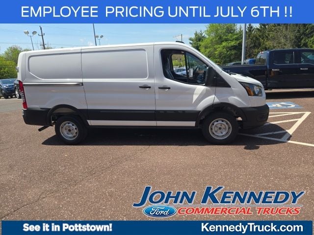 2026 Ford Transit Cargo Van T-250 130 Low Rf 9150 GVWR RWD