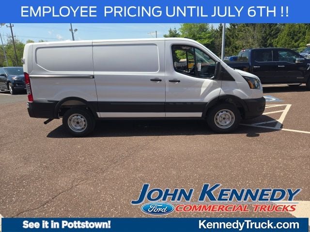 2026 Ford Transit Cargo Van T-250 130 Low Rf 9150 GVWR RWD