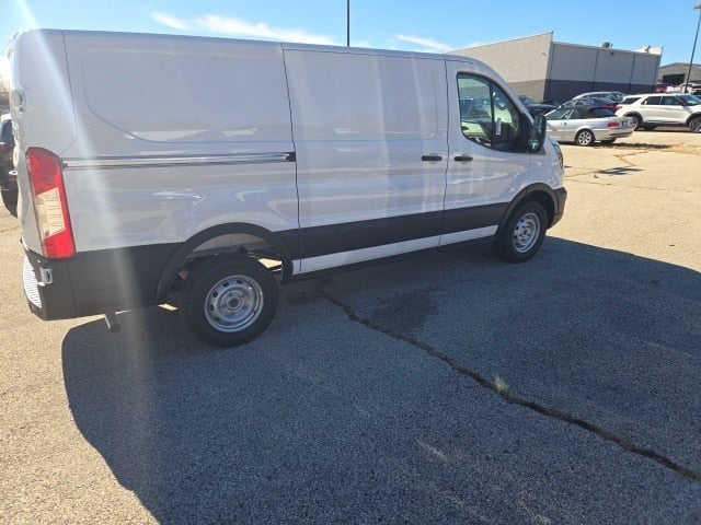2026 Ford Transit Cargo Van T-250 130 Low Rf 9150 GVWR RWD