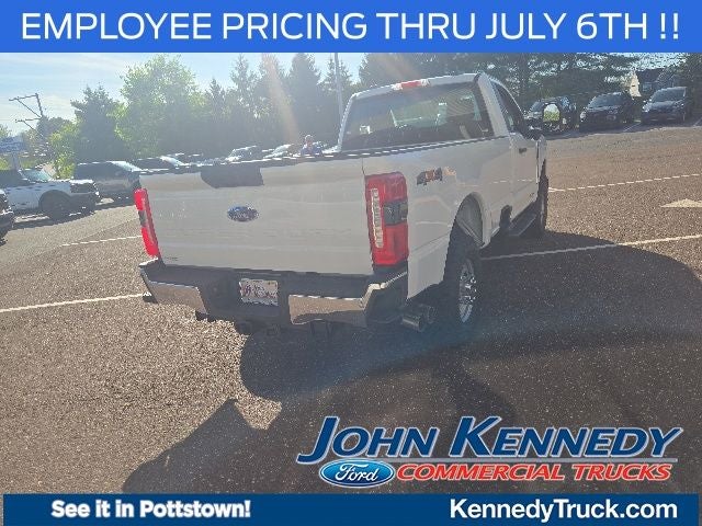2026 Ford Super Duty F-250 SRW XL 4WD Reg Cab 8' Box