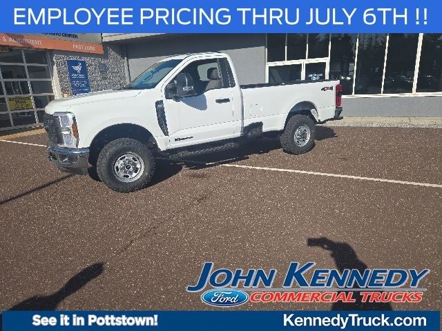 2026 Ford Super Duty F-250 SRW XL 4WD Reg Cab 8' Box