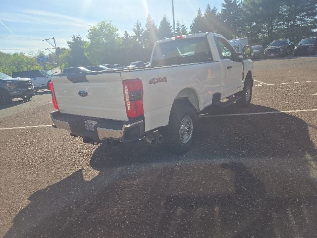 2026 Ford Super Duty F-250 SRW XL 4WD Reg Cab 8' Box