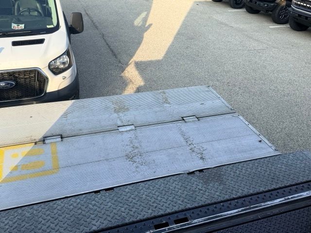 2024 Ford F-750SD Base