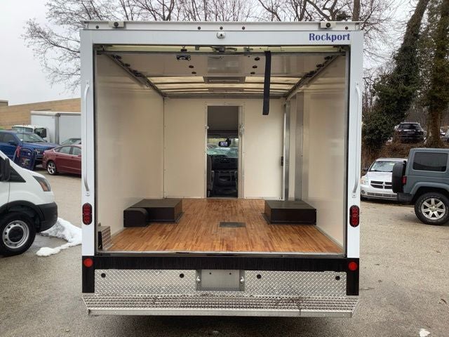 2024 Ford E-450SD Base Commercial