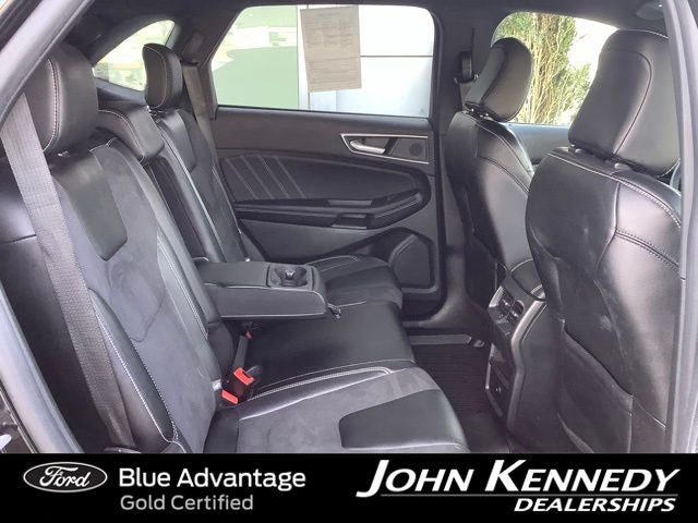 2022 Ford Edge ST