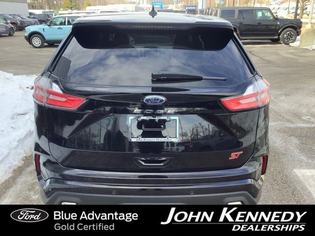 2022 Ford Edge ST