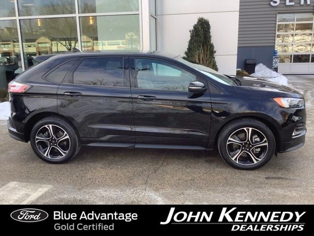 2022 Ford Edge ST
