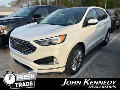 2022 Ford Edge Titanium