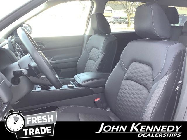 2023 Nissan Pathfinder S