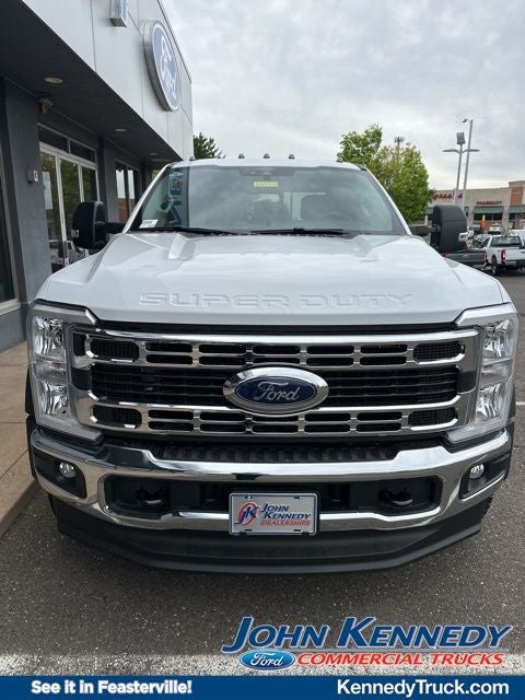 2026 Ford F-550SD XL Chassis Commercial