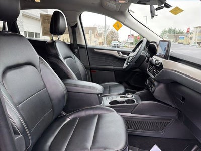 2022 Ford Escape SEL