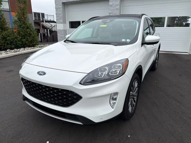 2022 Ford Escape Titanium