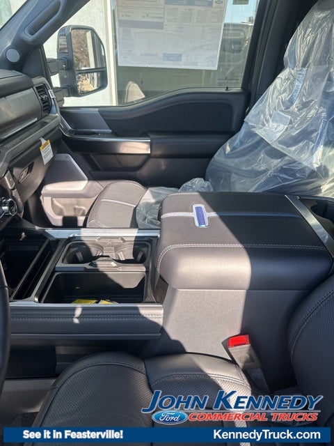 2026 Ford F-350SD Platinum Pickup