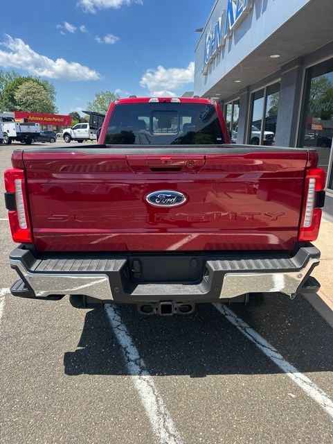 2026 Ford F-350SD F-350® Lariat®