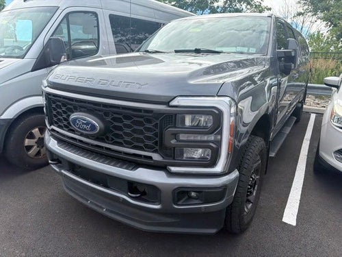 2023 Ford F-350SD Lariat