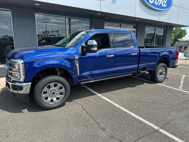 2026 Ford F-350SD Lariat Pickup