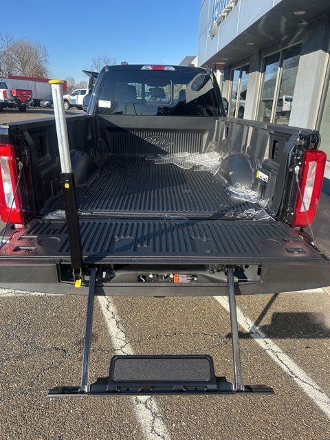 2026 Ford F-350SD XLT Pickup