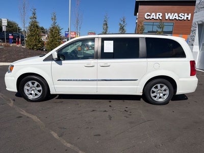 2011 Chrysler Town & Country Touring