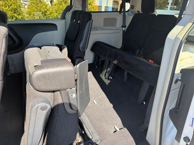 2011 Chrysler Town & Country Touring