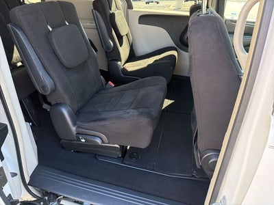 2011 Chrysler Town & Country Touring