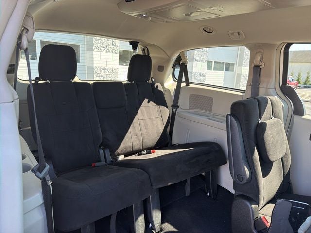 2011 Chrysler Town & Country Touring