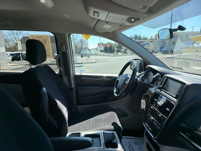 2011 Chrysler Town & Country Touring