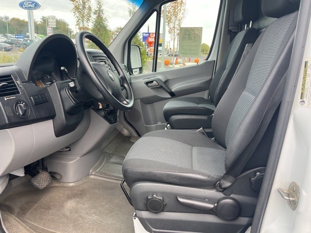 2010 Freightliner Sprinter 3500 Base commercial