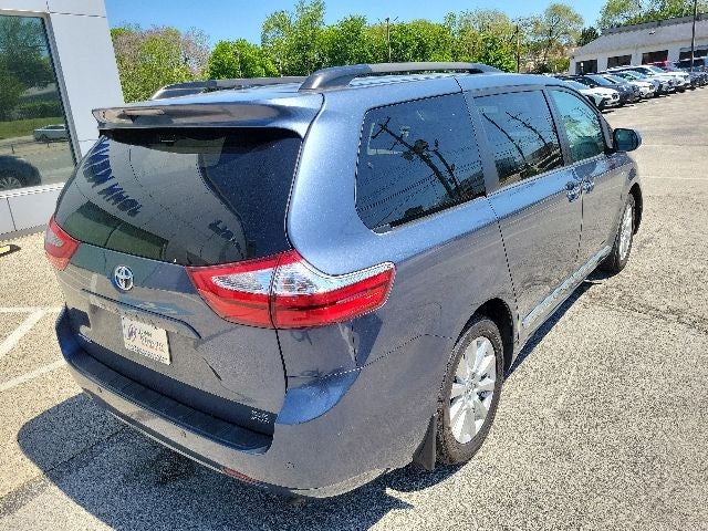 2017 Toyota Sienna XLE Premium 7 Passenger