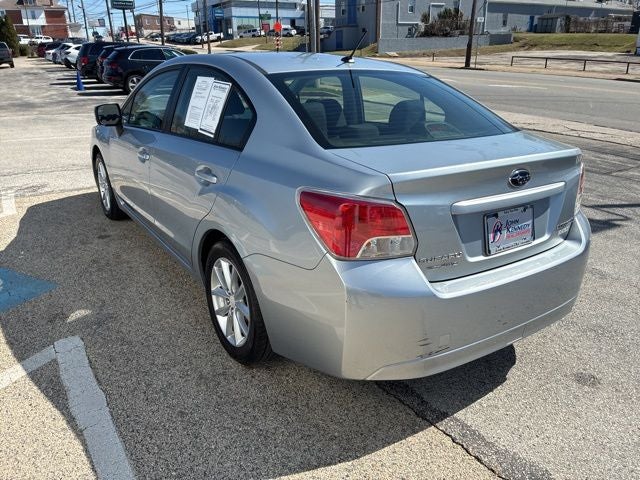 2013 Subaru Impreza 2.0i Premium