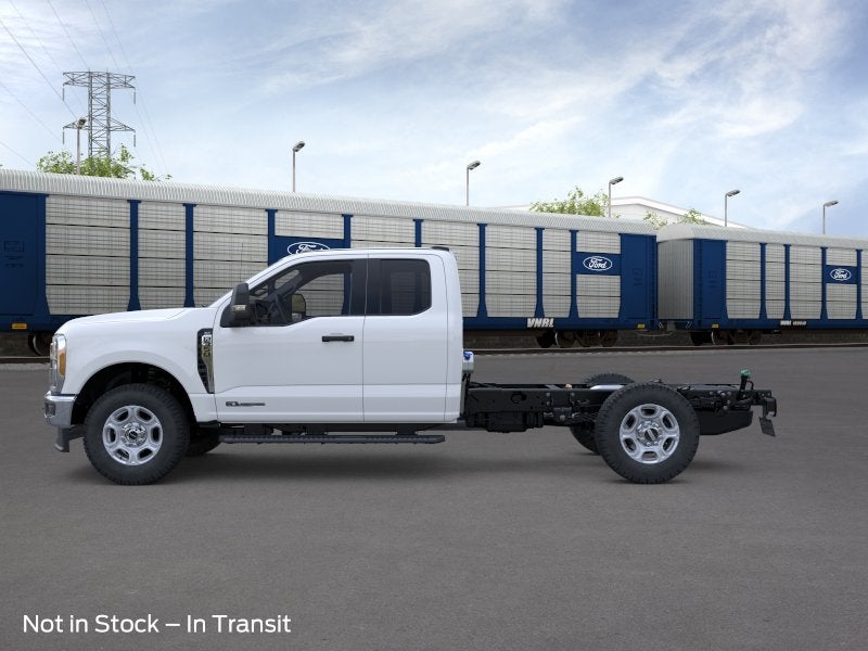 2026 Ford Chassis Cab F-350® XLT