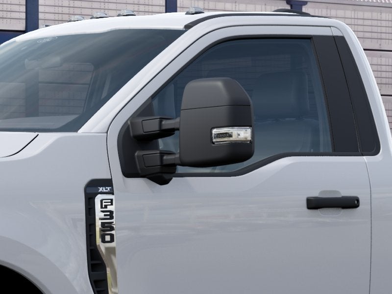 2027 Ford Super Duty F-350® XLT