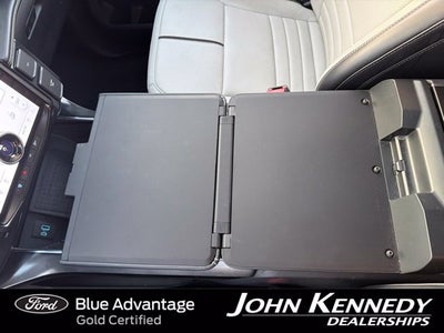 2022 Ford F-150 Lightning Platinum