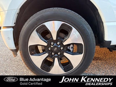 2022 Ford F-150 Lightning Platinum