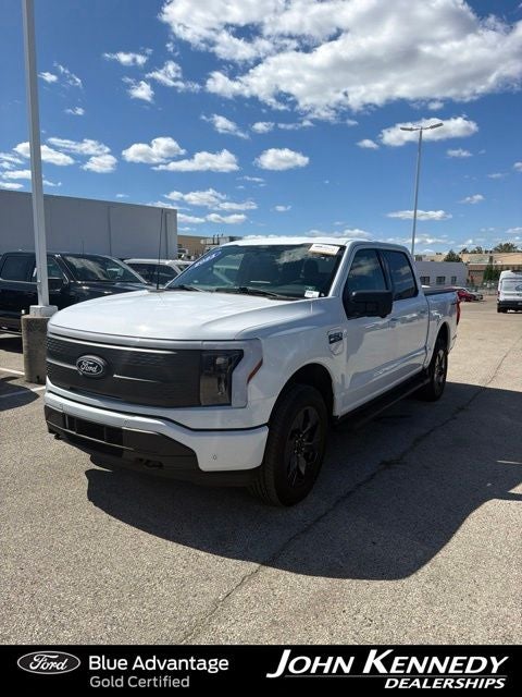 2025 Ford F-150 Lightning Flash