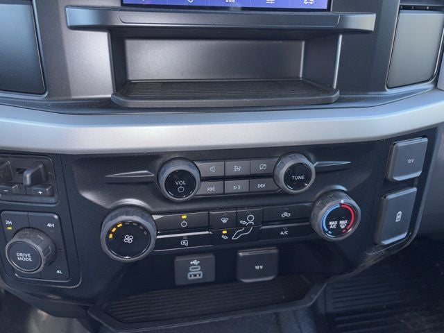 2024 Ford F-600SD XL Commercial