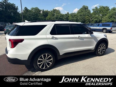 2024 Ford Explorer ST-Line