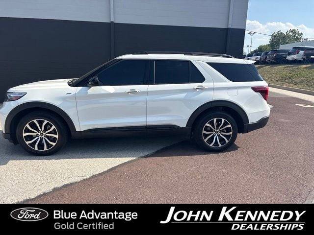 2024 Ford Explorer ST-Line