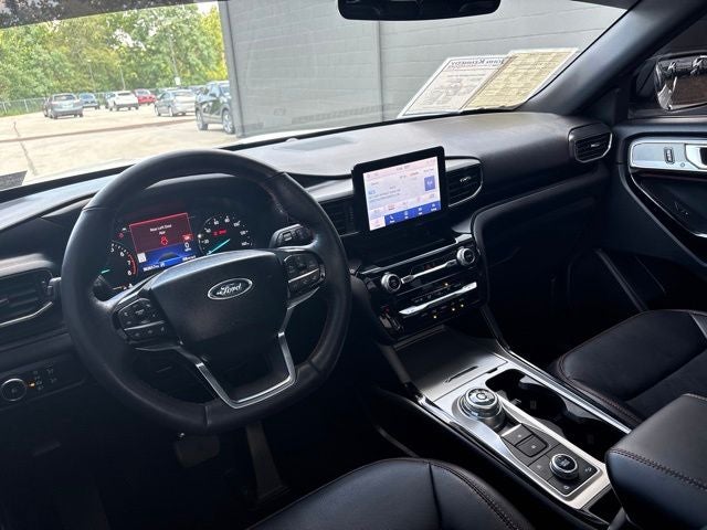 2024 Ford Explorer ST-Line