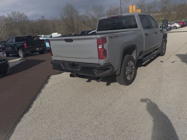 2024 Chevrolet Silverado 2500HD Custom