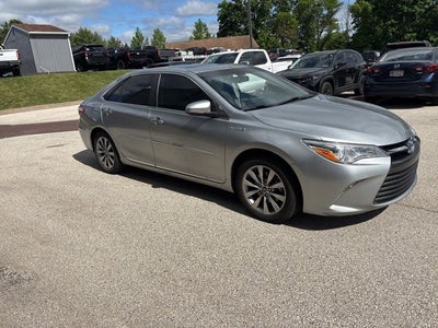 2017 Toyota Camry Hybrid XLE