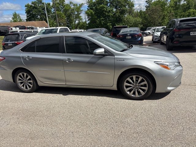2017 Toyota Camry Hybrid XLE