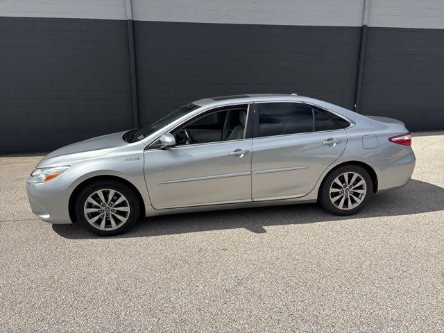 2017 Toyota Camry Hybrid XLE