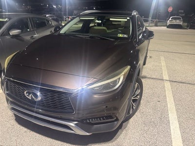 2018 INFINITI QX30 Premium