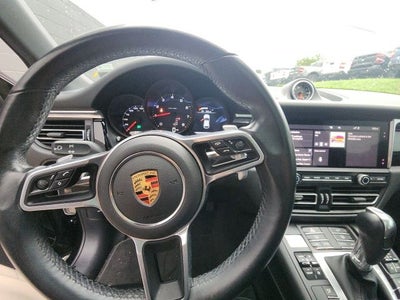 2021 Porsche Macan Base