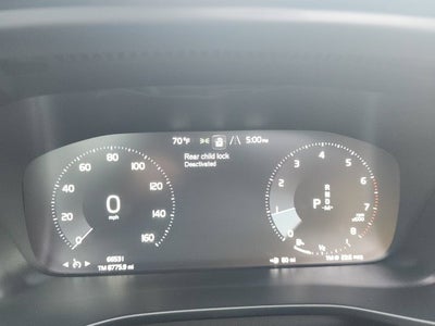 2020 Volvo XC40 Momentum