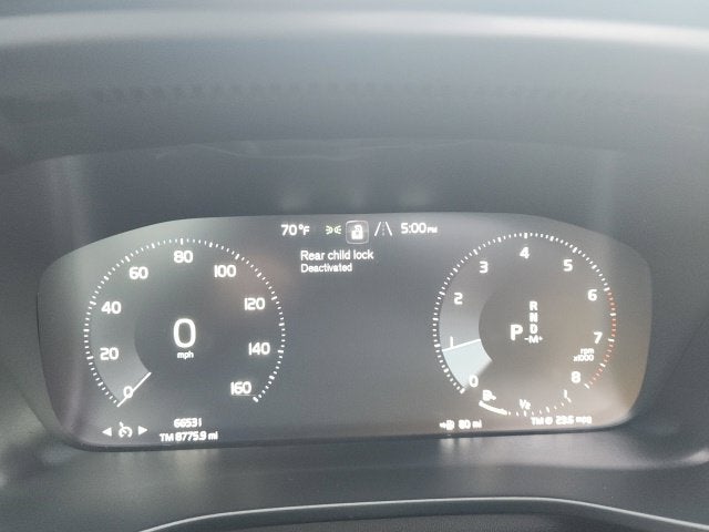2020 Volvo XC40 Momentum